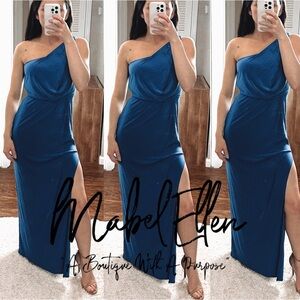 Hailey Adrianna Papell Nordstrom Blue one shoulder maxi dress size 2
